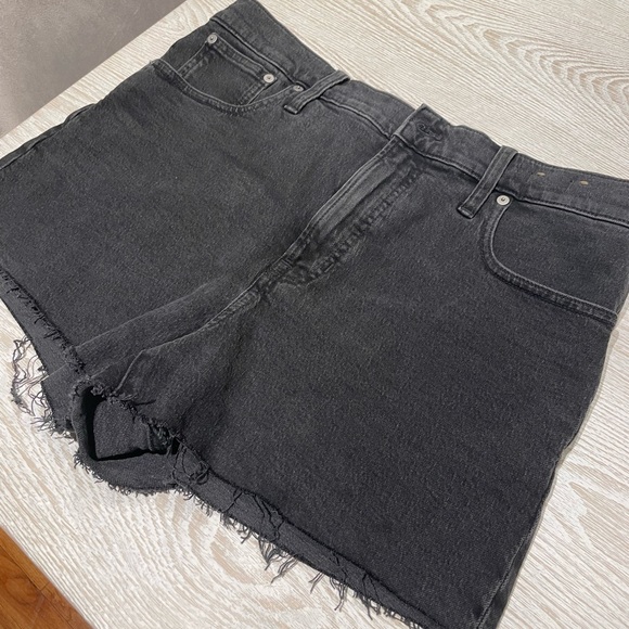Madewell “The Perfect Jean Short” 31 - Picture 4 of 6